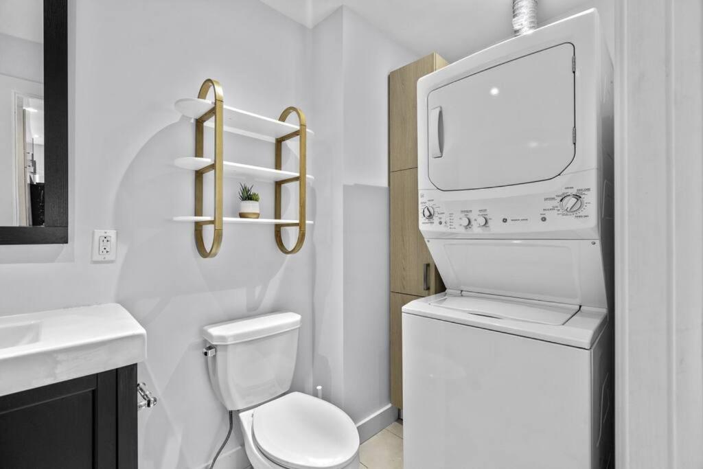 Stylish 2 Bedroom Haven By Jean Talon Market Montreal Exteriér fotografie