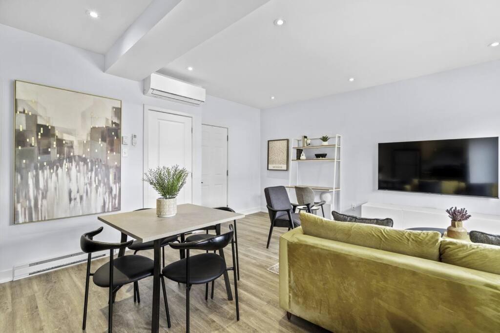 Stylish 2 Bedroom Haven By Jean Talon Market Montreal Exteriér fotografie